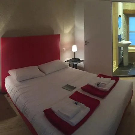 Hotell Rocaminori Louresse-Rochemenier